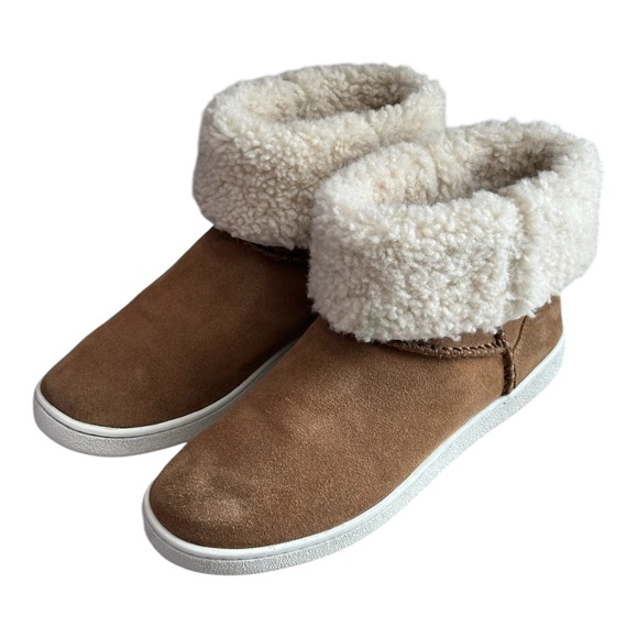 UGG Women's Mika Classic Bootie Chestnut Size 9 - Picture 3 of 12